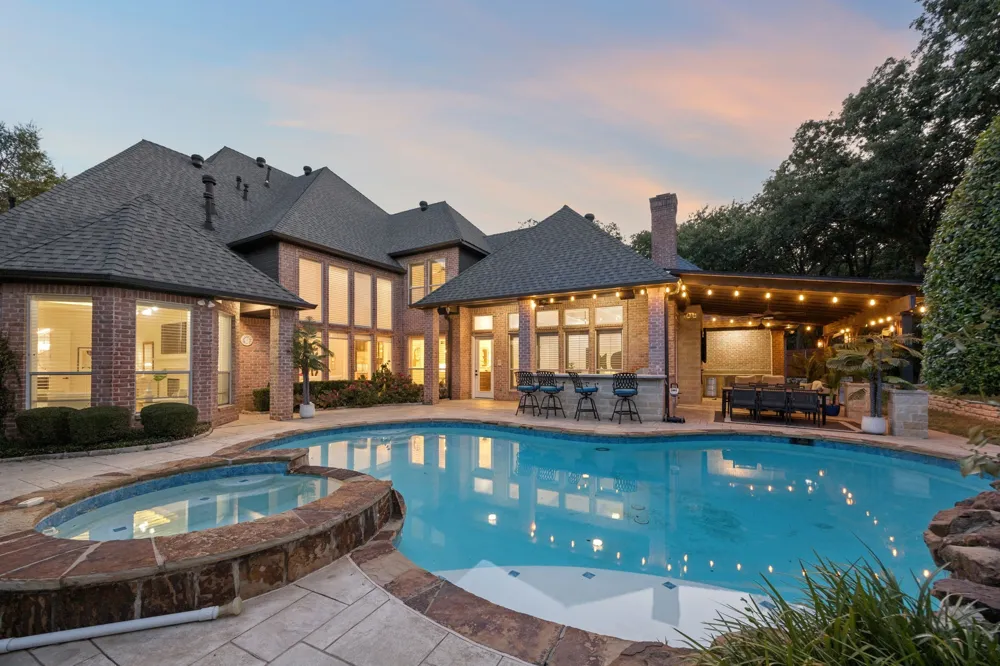1010 Ashlawn Drive Southlake, TX 76092