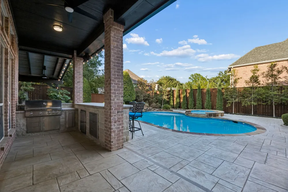 1010 Ashlawn Drive Southlake, TX 76092