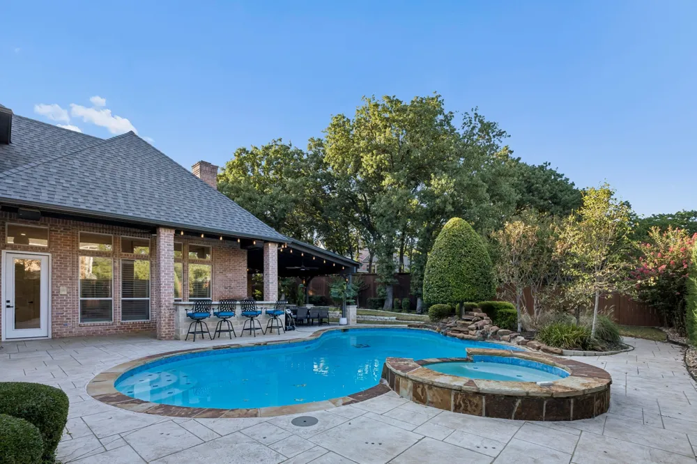 1010 Ashlawn Drive Southlake, TX 76092