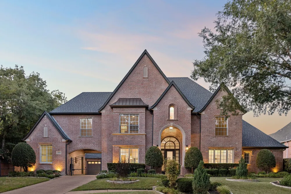 1010 Ashlawn Drive Southlake, TX 76092