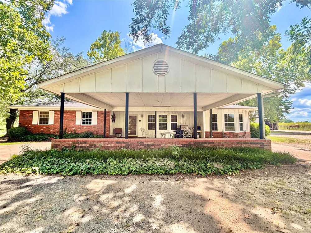 116 J STREET Stigler, OK 74462