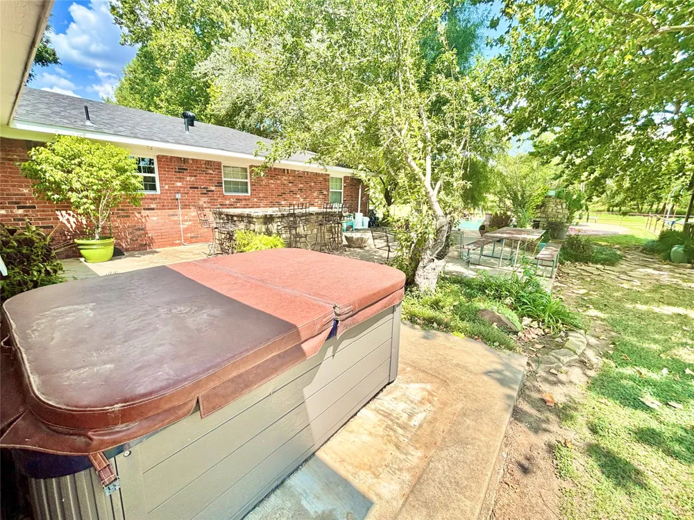 116 J STREET Stigler, OK 74462