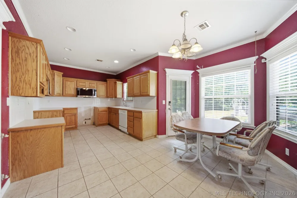 10391 90th EastAvenue Owasso, OK 74055