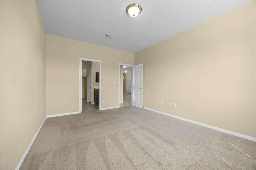 2880 Donnell Drive #101 Round Rock, TX 78664