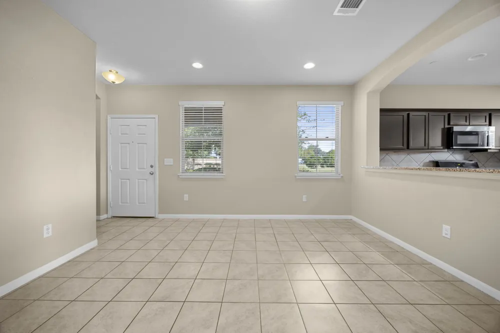 2880 Donnell Drive #101 Round Rock, TX 78664