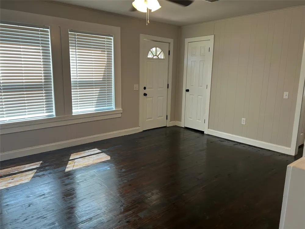 1008 1st Avenue Warner, OK 74469