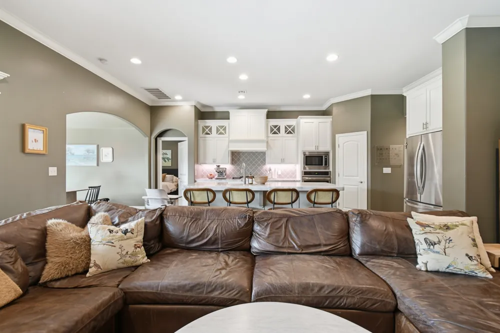 12045 S 68th EastAvenue Bixby, OK 74008