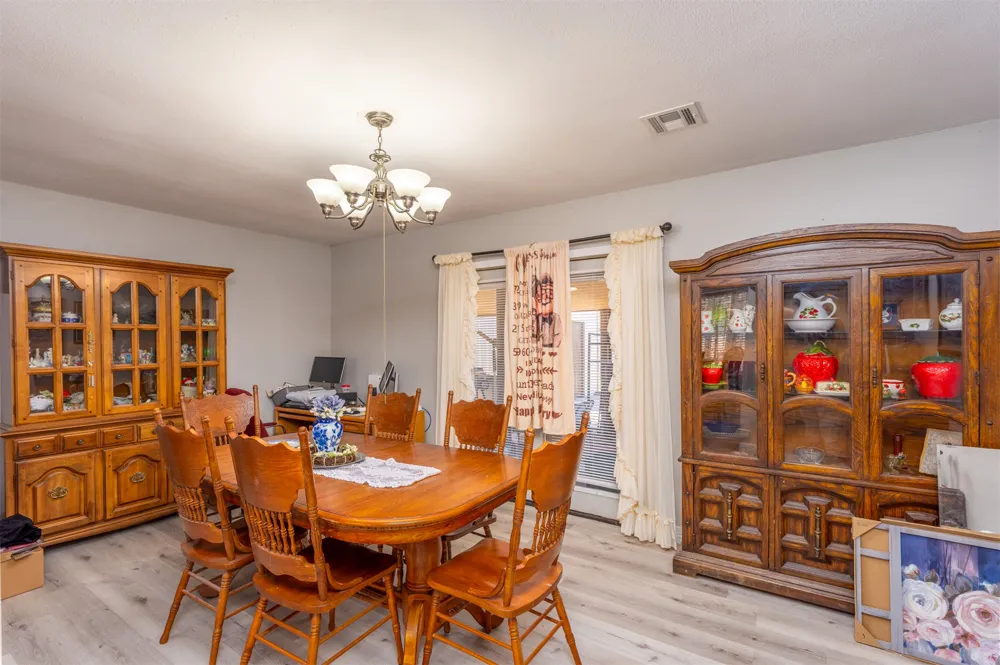 503 S 9 STREET Okemah, OK 74859