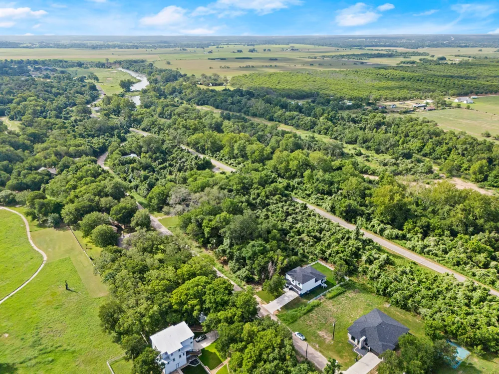 147 Kahana Lane Bastrop, TX 78602