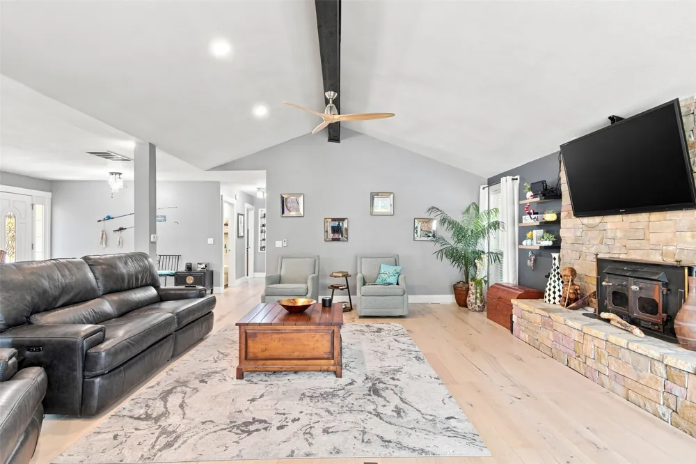 46 Bluff Adair, OK 74330