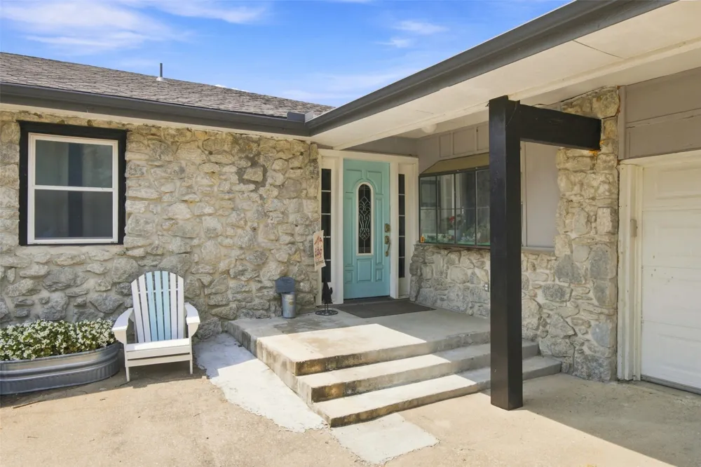 46 Bluff Adair, OK 74330