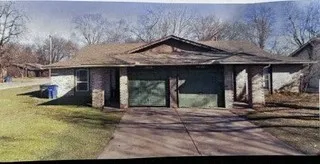 1519 E 66th Court