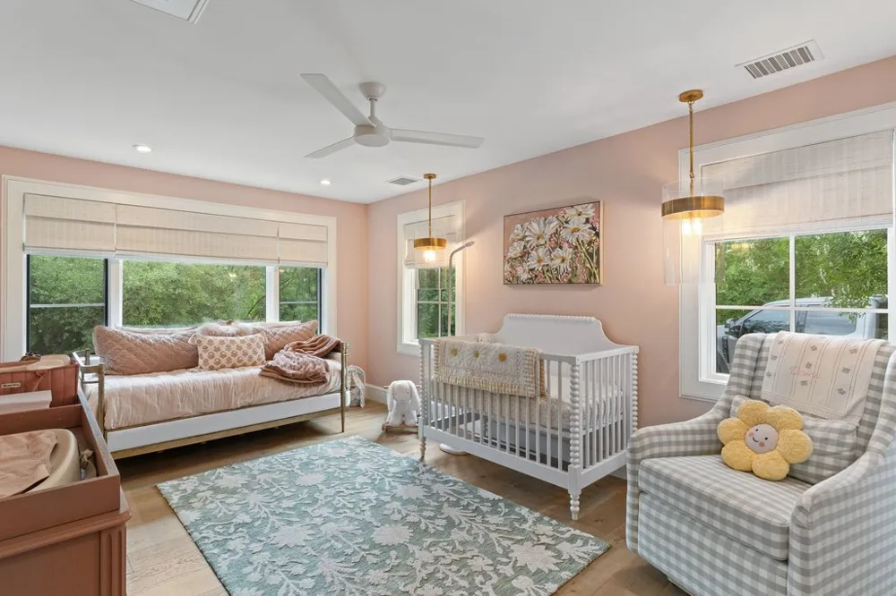 28 Club Estates Parkway Austin, TX 78738