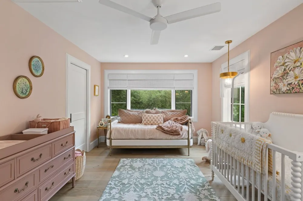 28 Club Estates Parkway Austin, TX 78738