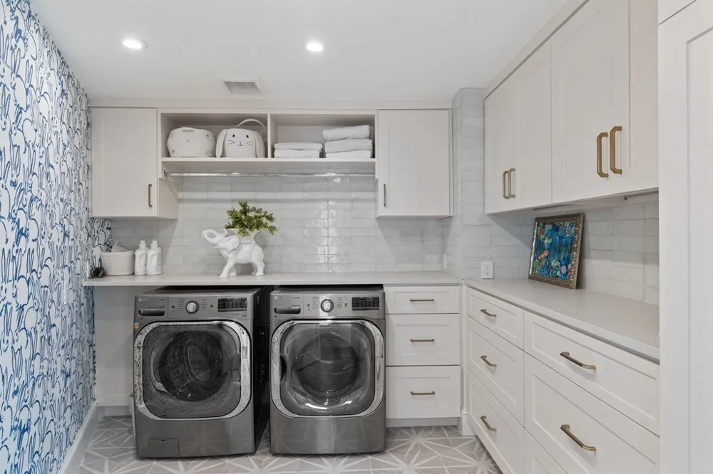 28 Club Estates Parkway Austin, TX 78738