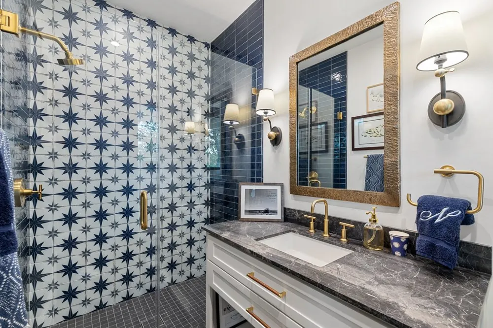 28 Club Estates Parkway Austin, TX 78738