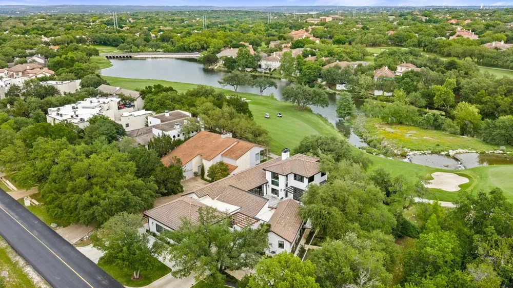 28 Club Estates Parkway Austin, TX 78738