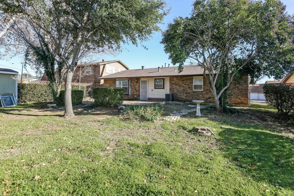 3113 Commonwealth Street Irving, TX 75062