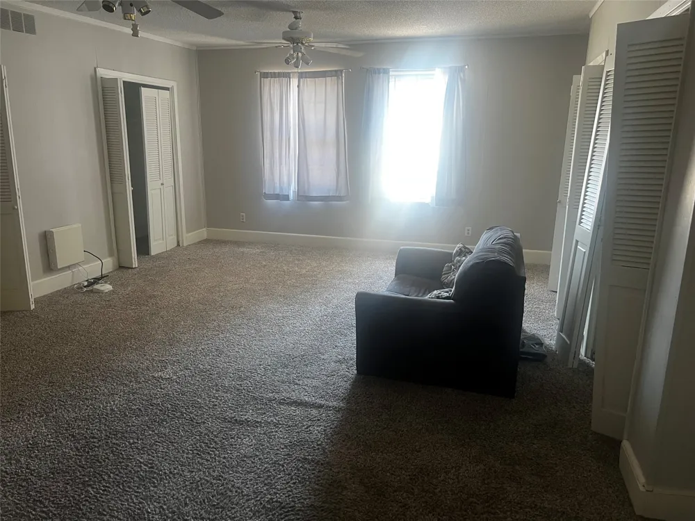 3113 Commonwealth Street Irving, TX 75062