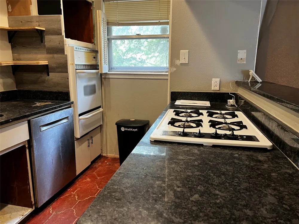 3113 Commonwealth Street Irving, TX 75062