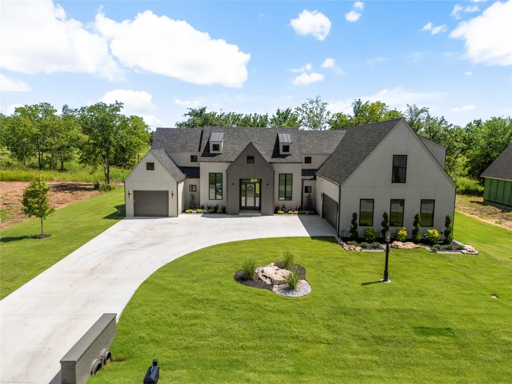 17822 E Patriot Drive Owasso, OK 74055