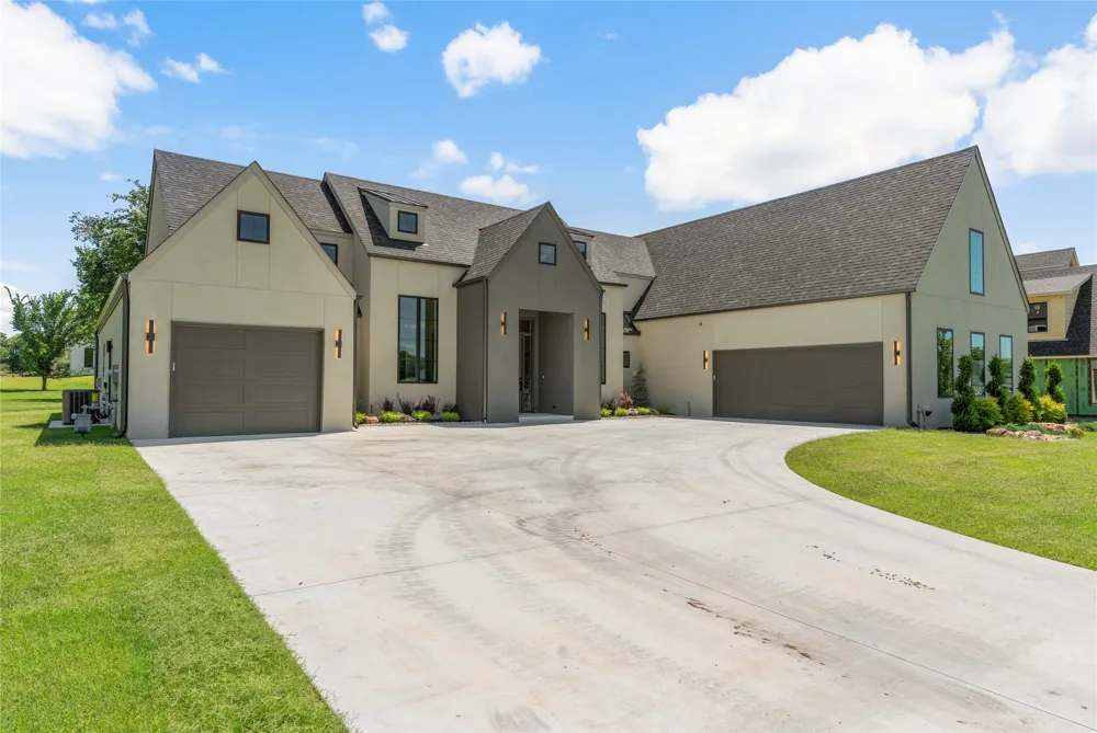 17822 E Patriot Drive Owasso, OK 74055