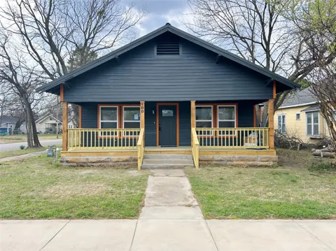 800 Okmulgee Avenue