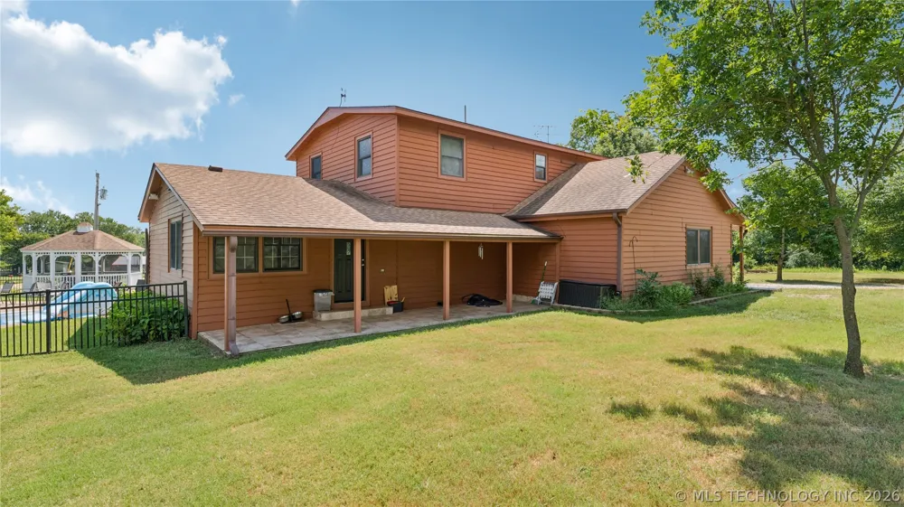 23611 E 300 ROAD Chelsea, OK 74016