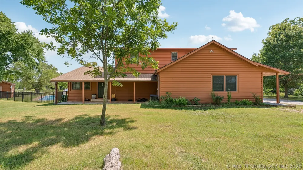 23611 E 300 ROAD Chelsea, OK 74016