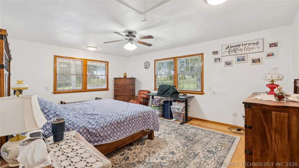 23611 E 300 ROAD Chelsea, OK 74016