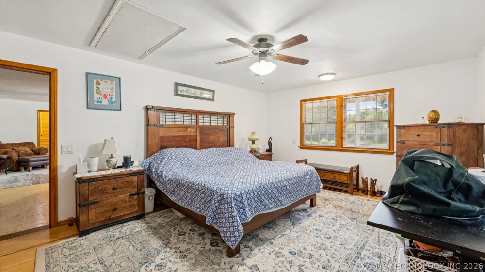 23611 E 300 ROAD Chelsea, OK 74016