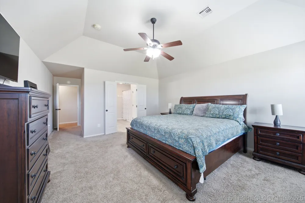 8409 77 EastAvenue Owasso, OK 74055