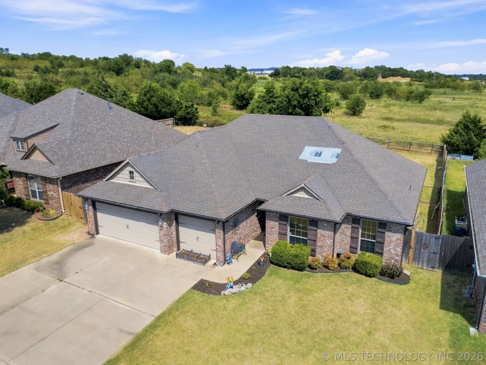 8409 77 EastAvenue Owasso, OK 74055