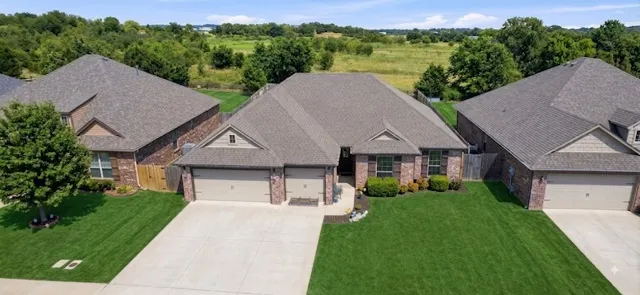 8409 77 EastAvenue Owasso, OK 74055