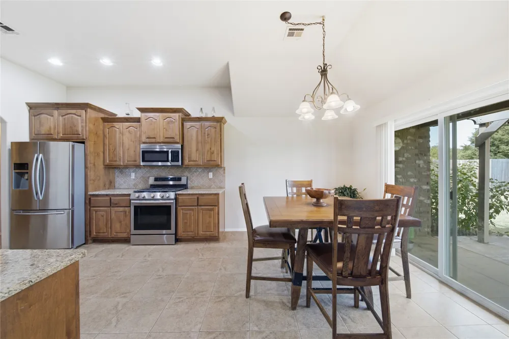 8409 77 EastAvenue Owasso, OK 74055