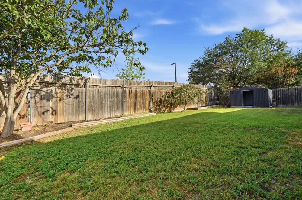 1665 Amberwood Loop Kyle, TX 78640