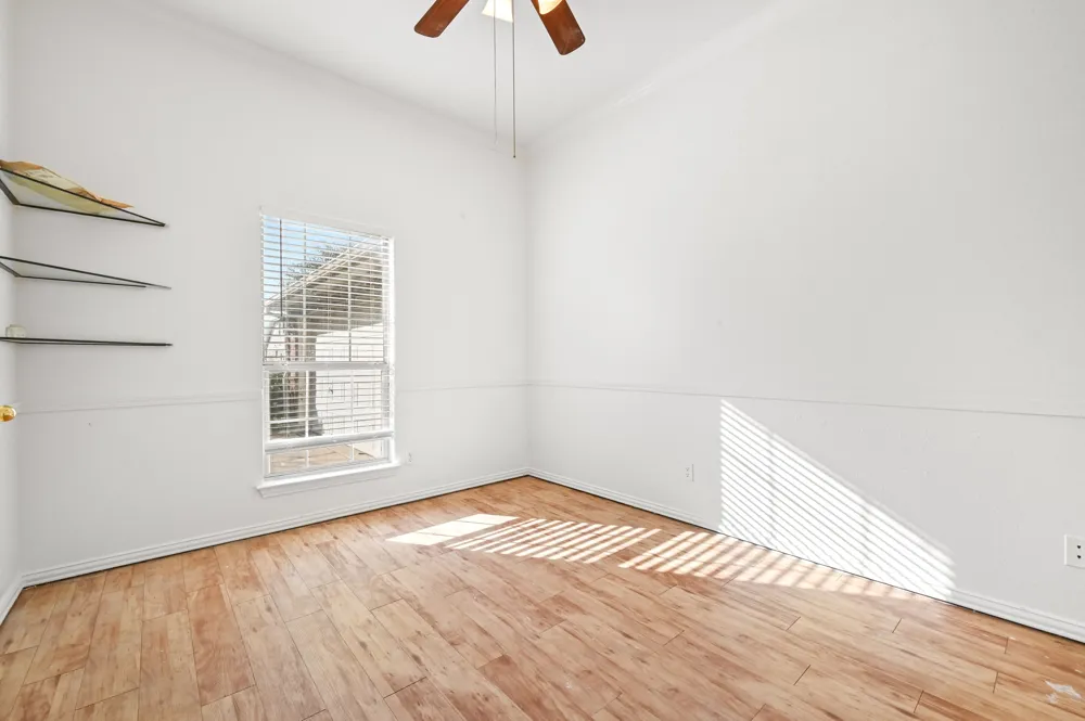 1665 Amberwood Loop Kyle, TX 78640