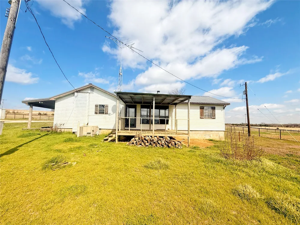6655 133rd Holdenville, OK 74848