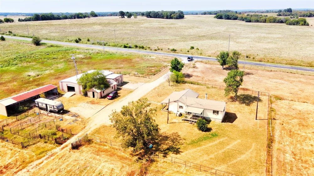 6655 133rd Holdenville, OK 74848