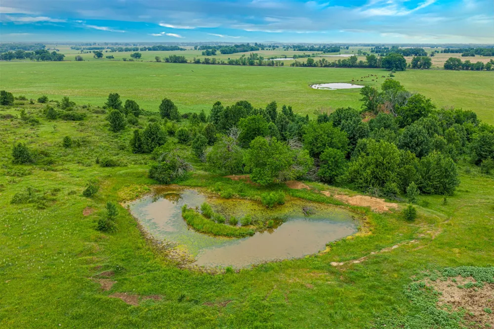222 E 700 ROAD Wagoner, OK 74467