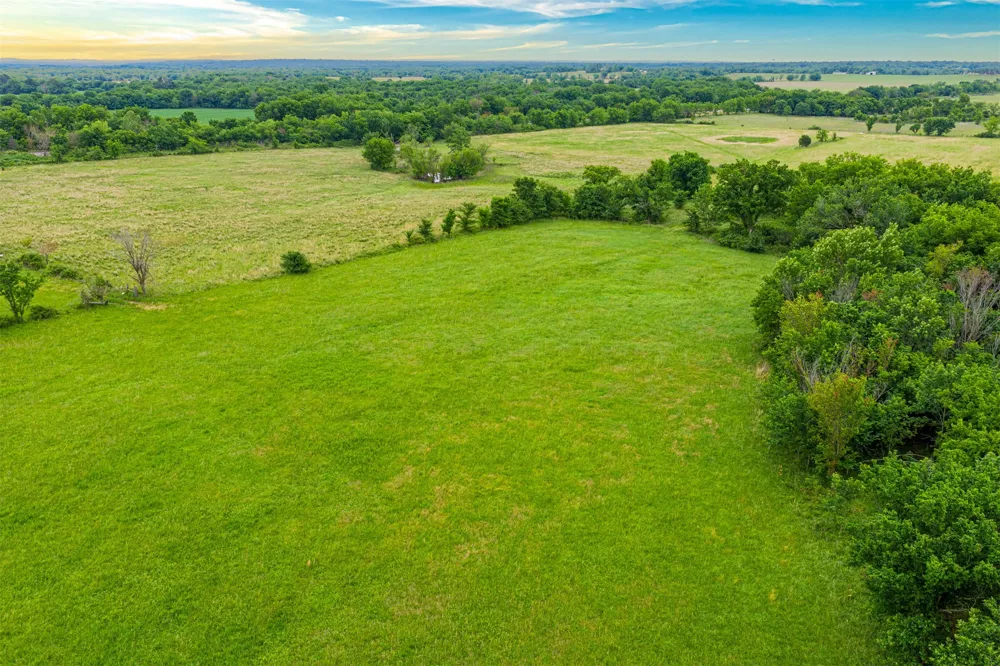 222 E 700 ROAD Wagoner, OK 74467