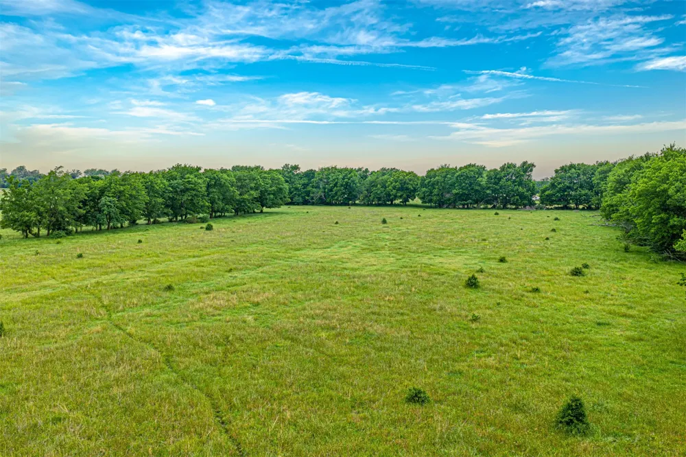 222 E 700 ROAD Wagoner, OK 74467