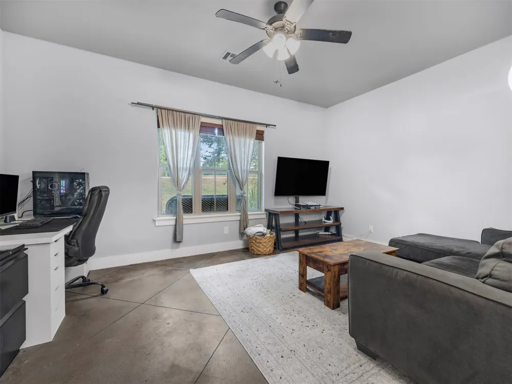 5095 E Chestnut Drive Claremore, OK 74019