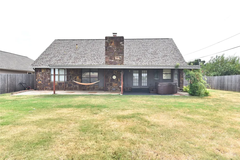 5004 S Spruce Drive Sand Springs, OK 74063