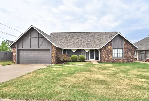 5004 S Spruce Drive