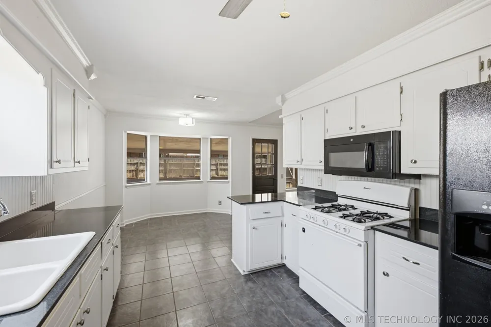 4409 Firewood Avenue Broken Arrow, OK 74011