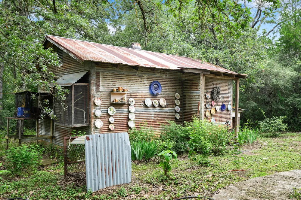 3413 Fm 1185 Lockhart, TX 78644