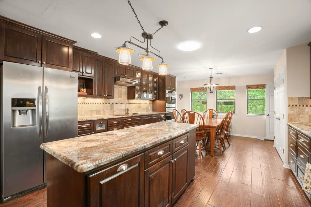 3413 Fm 1185 Lockhart, TX 78644