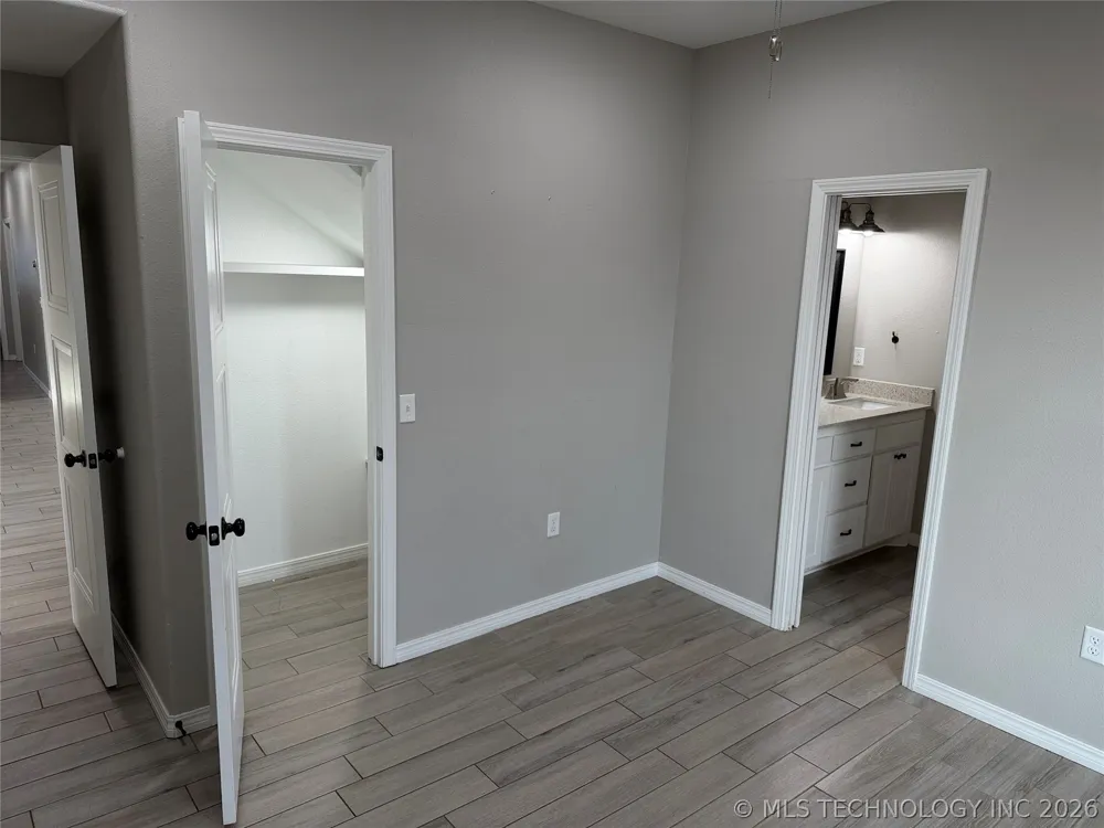 30 Lobo Lane Lone Grove, OK 73443