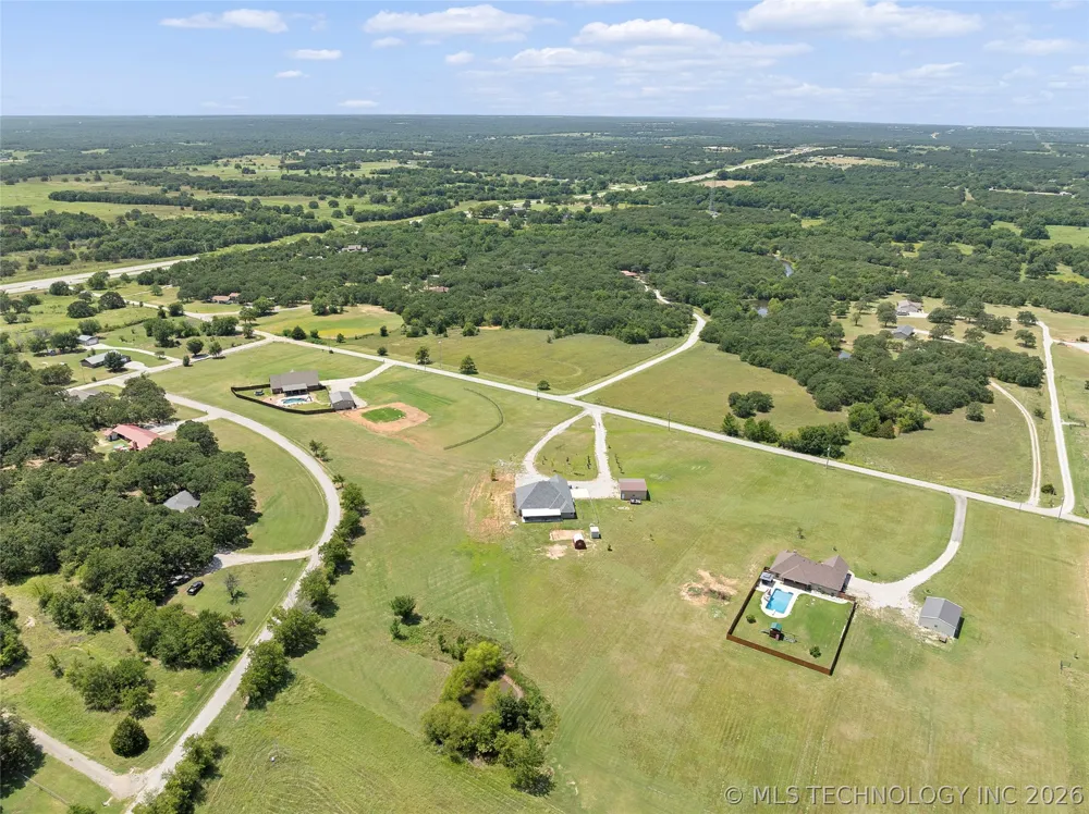 30 Lobo Lane Lone Grove, OK 73443